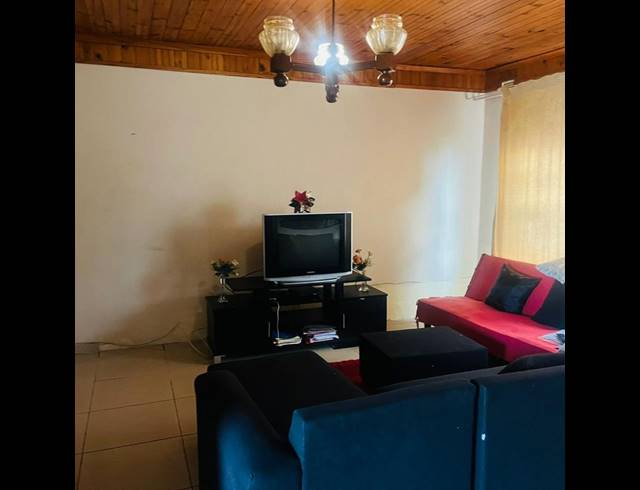 3 BEDROOM HOUSE FOR SALE IN IMBALI